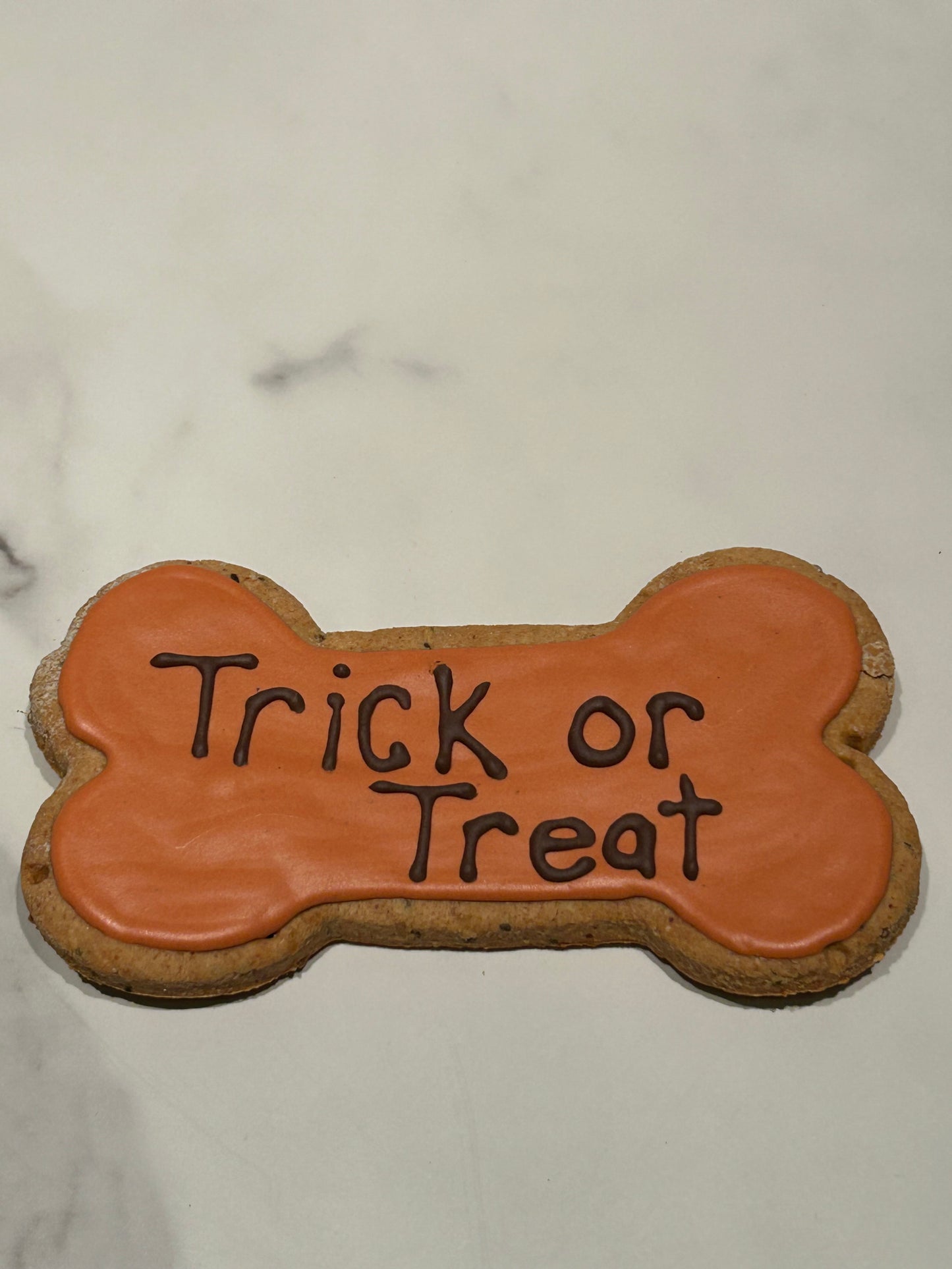 Halloween Themed Artisan Dog Biscuits with Peanut Butter and Banana (Seasonal)