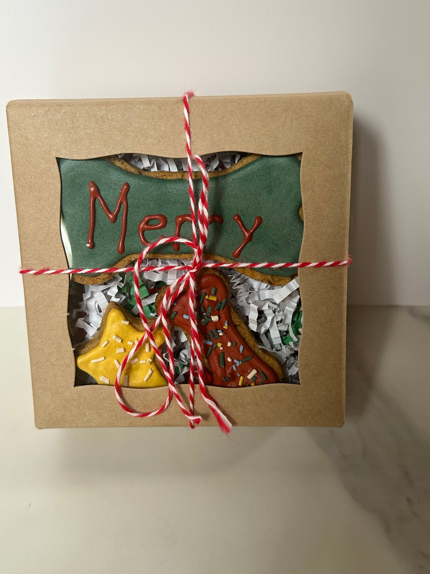 Winter Holiday Artisan Dog Biscuits with Peanut Butter and Banana (Seasonal)