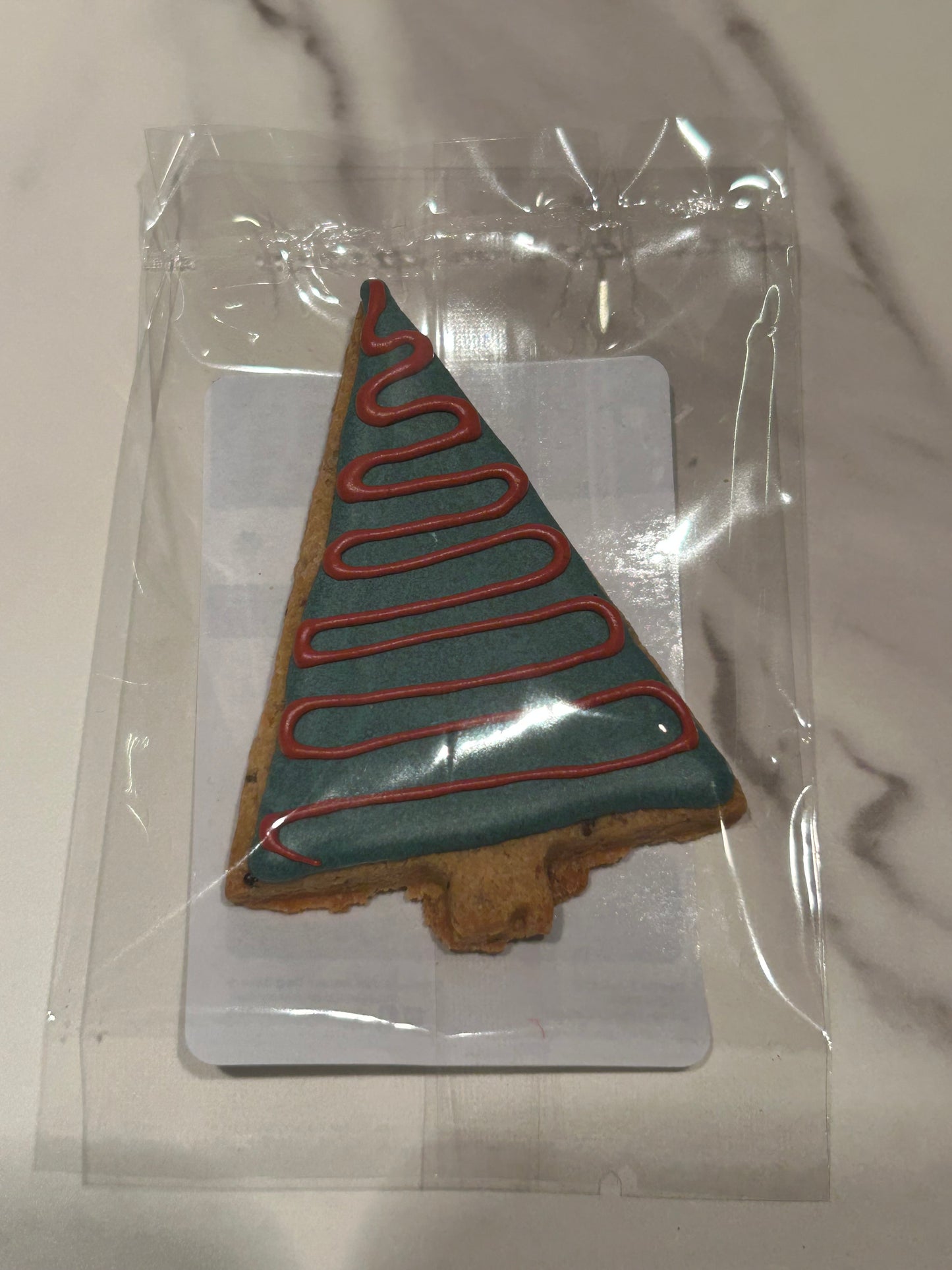Winter Holiday Artisan Dog Biscuits with Peanut Butter and Banana (Seasonal)